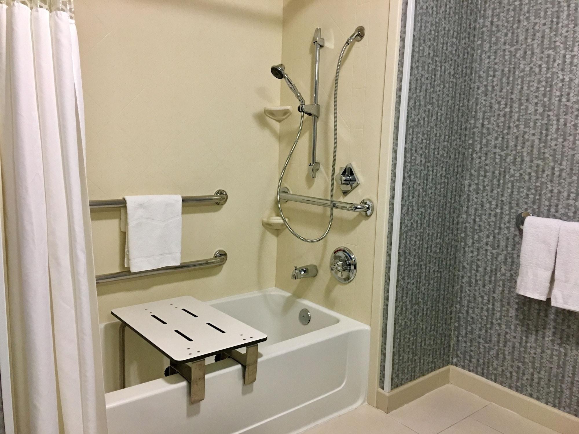 Hampton Inn And Suites Tulsa Central Εξωτερικό φωτογραφία